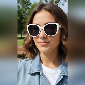 NEW! Eyeking white sunglasses NWT